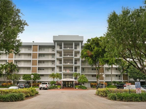 3150 N Course Ln 204, Pompano Beach FL 33069