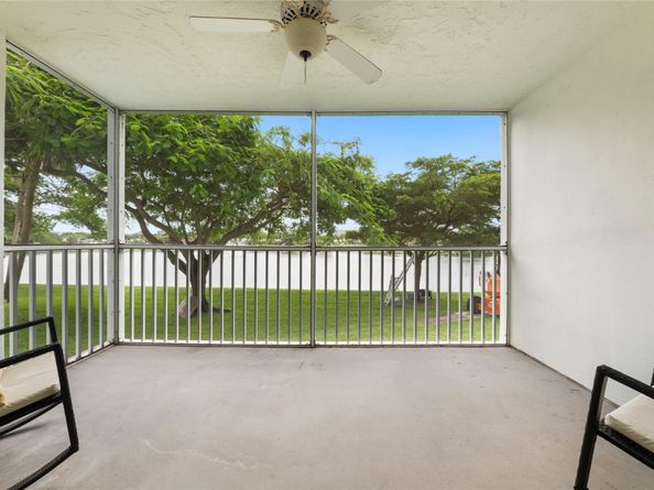 3150 N Course Ln 204, Pompano Beach FL 33069