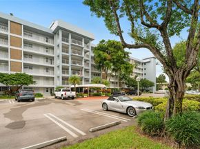 3150 N Course Ln 204, Pompano Beach FL 33069