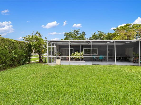 400 NE 143th, North Miami FL 33161