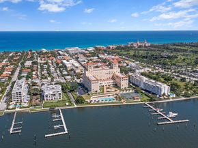 150 Bradley Place 112, Palm Beach FL 33480
