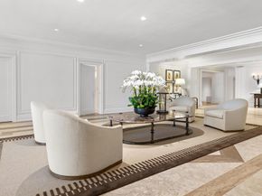 150 Bradley Place 112, Palm Beach FL 33480