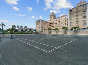 150 Bradley Place 112, Palm Beach FL 33480
