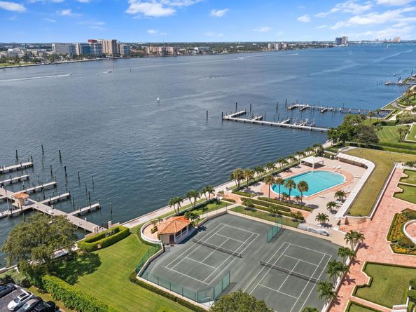 150 Bradley Place 112, Palm Beach FL 33480