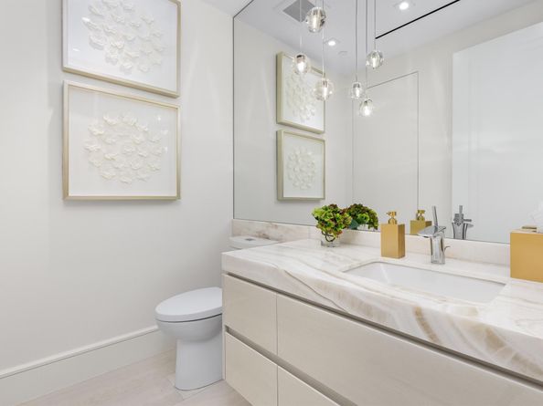 150 Bradley Place 112, Palm Beach FL 33480