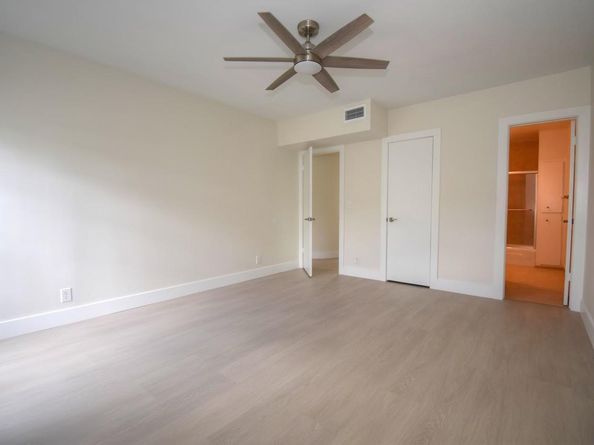2220 NE 68th St 1007, Fort Lauderdale FL 33308
