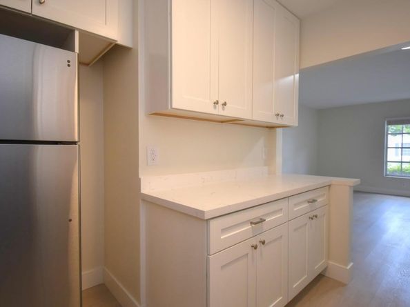 2220 NE 68th St 1007, Fort Lauderdale FL 33308