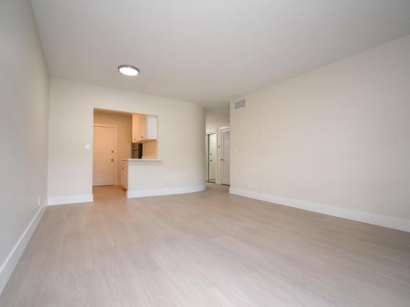 2220 NE 68th St 1007, Fort Lauderdale FL 33308