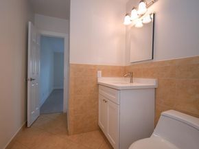 2220 NE 68th St 1007, Fort Lauderdale FL 33308