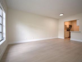 2220 NE 68th St 1007, Fort Lauderdale FL 33308