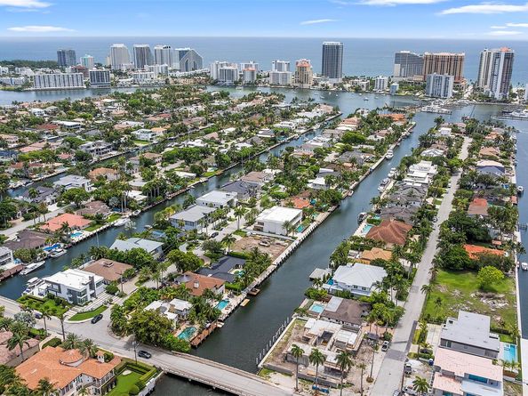 2300 Castilla Isle, Fort Lauderdale FL 33301