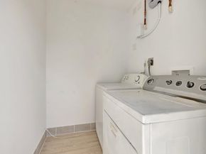 325 E Decarie Street, Delray Beach FL 33444