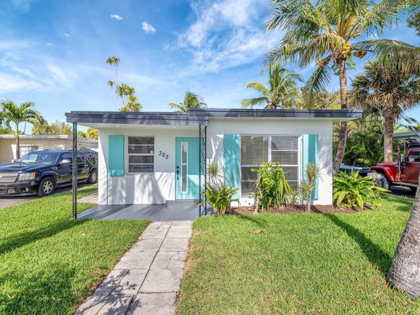 325 E Decarie Street, Delray Beach FL 33444