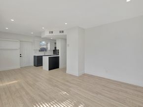 325 E Decarie Street, Delray Beach FL 33444