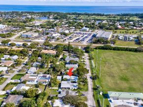 325 E Decarie Street, Delray Beach FL 33444