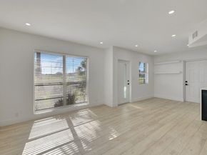325 E Decarie Street, Delray Beach FL 33444