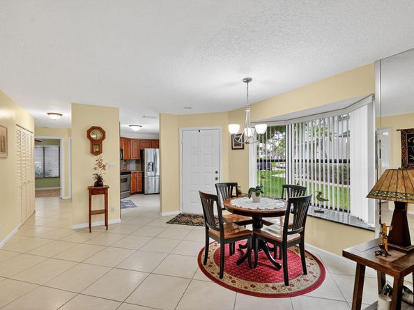 801 Harbour Pointe Way, Greenacres FL 33413
