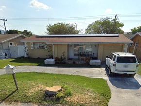 6632 Emerald Lake Dr, Miramar FL 33023