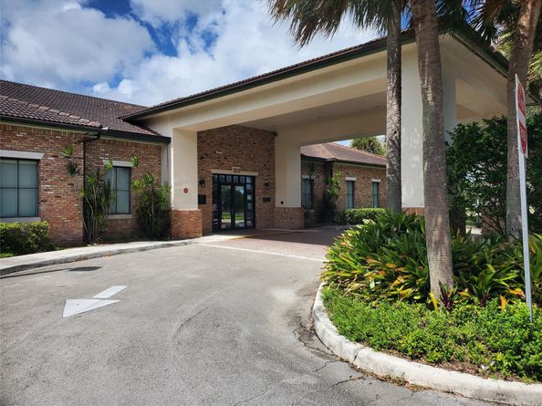 Undisclosed Address #FX-10528093, Plantation FL 33317