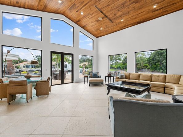 2667 Marseilles Drive, Palm Beach Gardens FL 33410