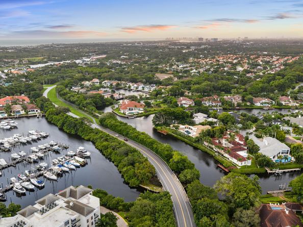 2667 Marseilles Drive, Palm Beach Gardens FL 33410