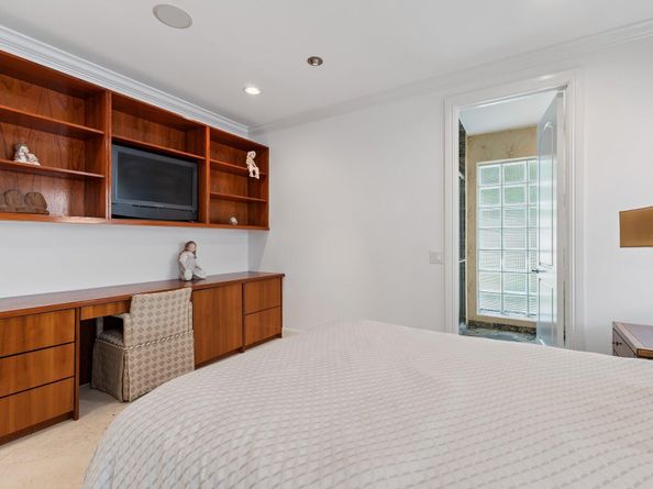 2667 Marseilles Drive, Palm Beach Gardens FL 33410