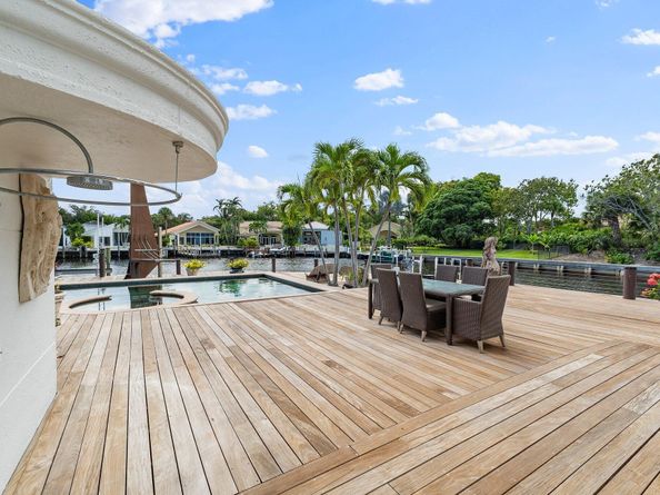 2667 Marseilles Drive, Palm Beach Gardens FL 33410