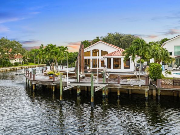 2667 Marseilles Drive, Palm Beach Gardens FL 33410