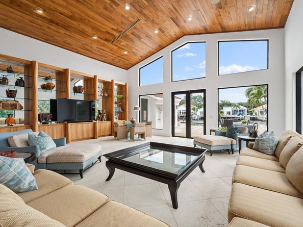 2667 Marseilles Drive, Palm Beach Gardens FL 33410