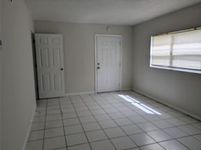 4133 NW 88th Ave 101, Coral Springs FL 33065