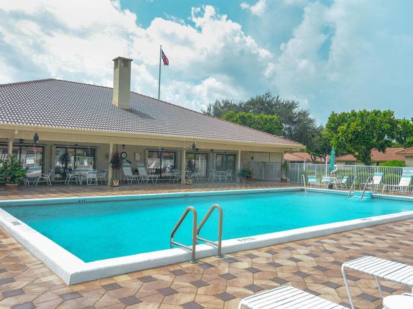 4580 Laurel Tree Road A, Boynton Beach FL 33436