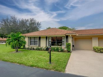 4580 Laurel Tree Road
