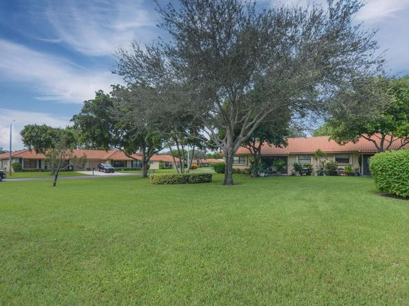 4580 Laurel Tree Road A, Boynton Beach FL 33436