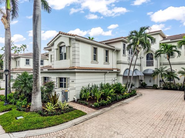 21205 NE 38th Ave 66, Aventura FL 33180