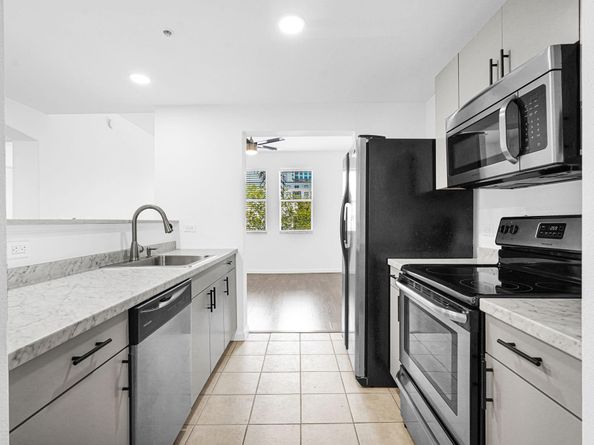 533 NE 3rd Ave 230, Fort Lauderdale FL 33301
