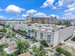 533 NE 3rd Ave 230, Fort Lauderdale FL 33301