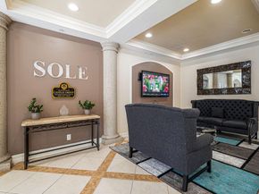 533 NE 3rd Ave 230, Fort Lauderdale FL 33301
