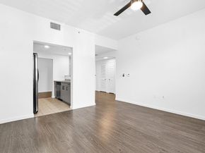 533 NE 3rd Ave 230, Fort Lauderdale FL 33301
