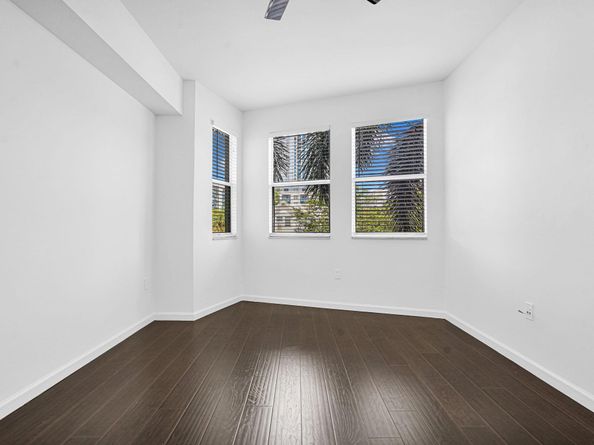 533 NE 3rd Ave 230, Fort Lauderdale FL 33301