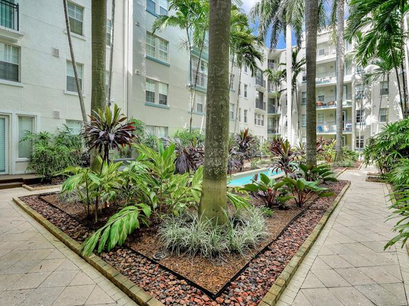 533 NE 3rd Ave 230, Fort Lauderdale FL 33301