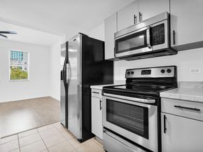 533 NE 3rd Ave 230, Fort Lauderdale FL 33301