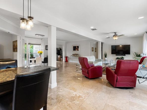 2808 NE 22nd St, Fort Lauderdale FL 33305