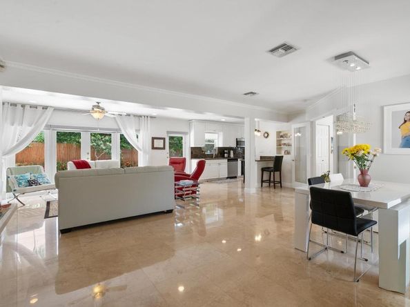 2808 NE 22nd St, Fort Lauderdale FL 33305