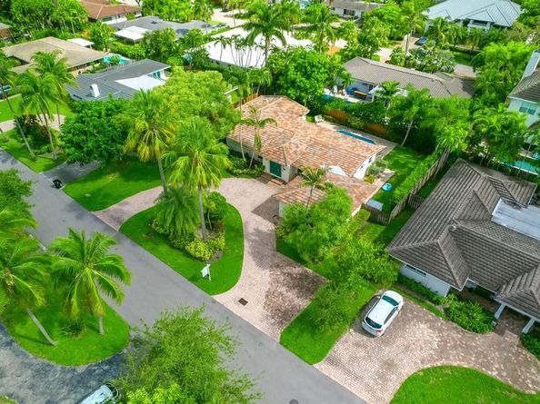 2808 NE 22nd St, Fort Lauderdale FL 33305