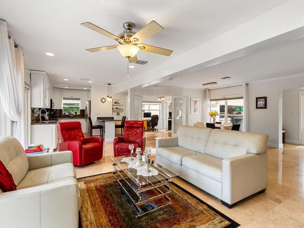 2808 NE 22nd St, Fort Lauderdale FL 33305