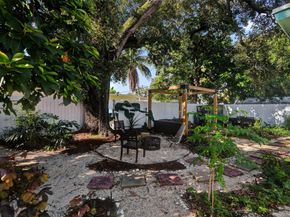 220 NE 165th St, Miami FL 33162