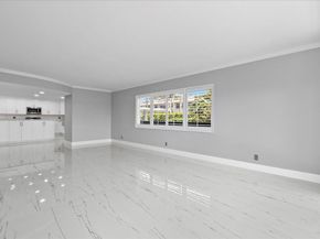 3040 Lake Shore Drive 101, Riviera Beach FL 33404