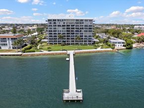 3040 Lake Shore Drive 101, Riviera Beach FL 33404