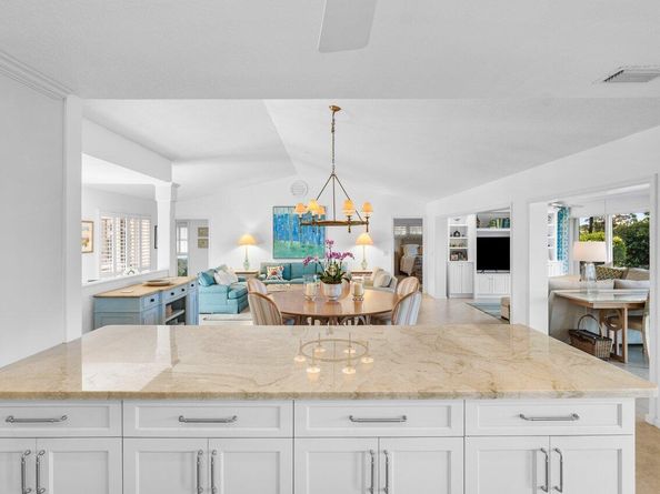 10551 Coralberry Way, Boynton Beach FL 33436