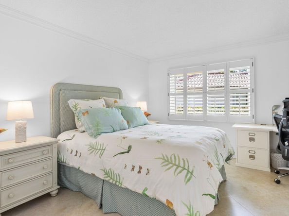 10551 Coralberry Way, Boynton Beach FL 33436